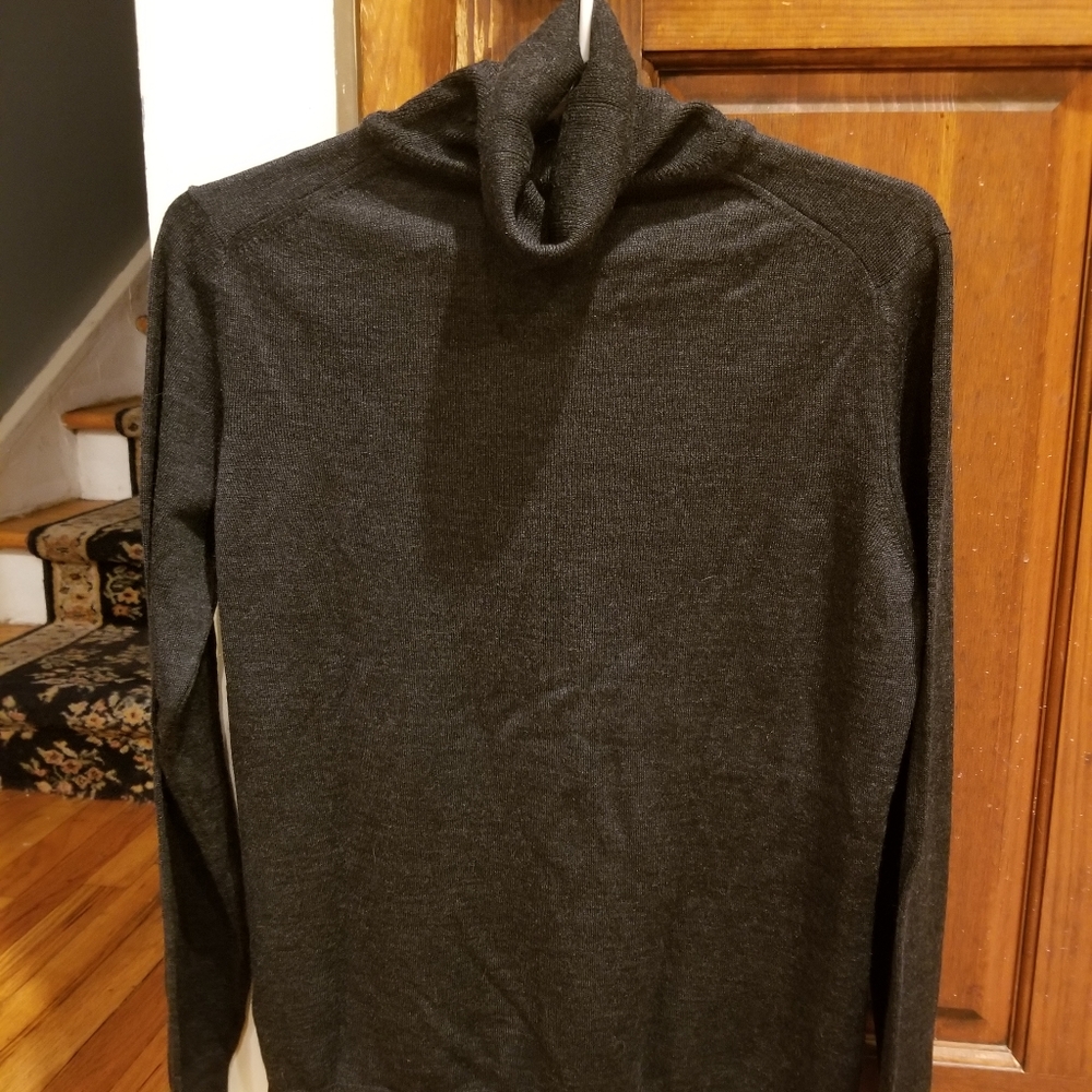 Moncler Long Sleeve Turtle Neck Size Large
